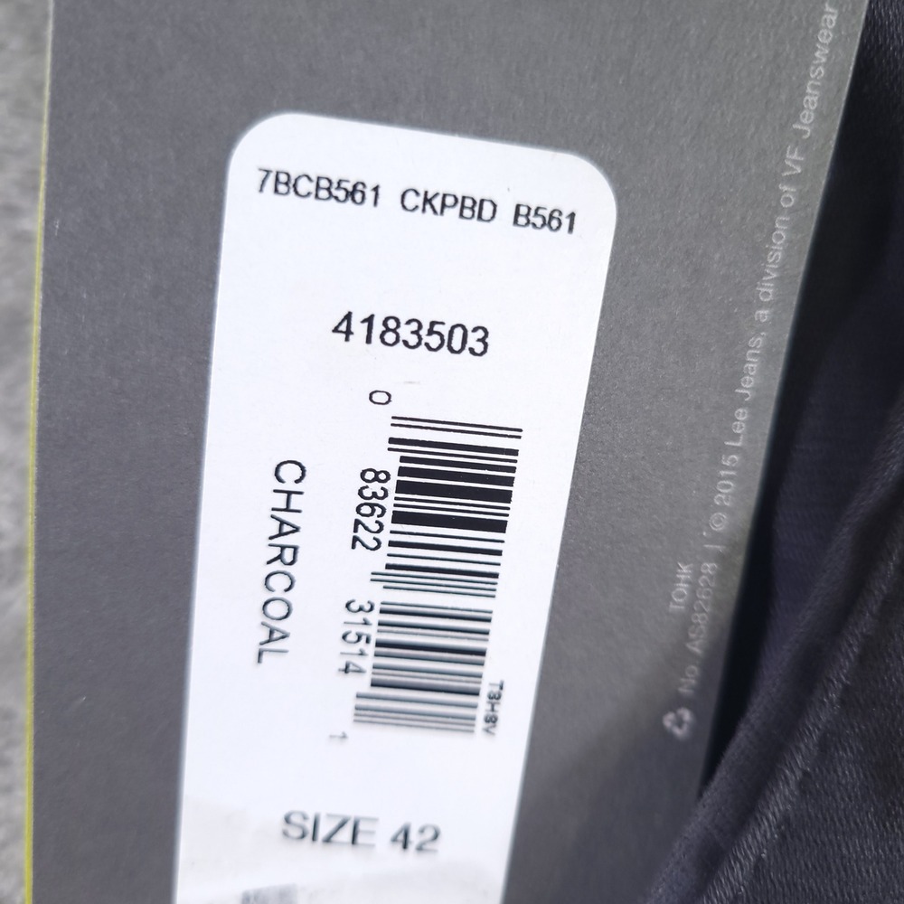 Lee Shorts Men 42 Charcoal X-Treme Comfort Flat Front Performance Active Stretch - Picture 3 of 8
